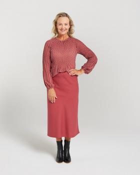 BWY8731-Top-Rhubarb-BWY8736-Skirt-Rhubarb-Front (3